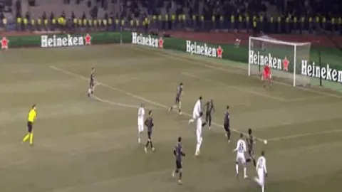 《德甲焦点：莱比锡神门古拉西奇，降薪续约显忠诚！》